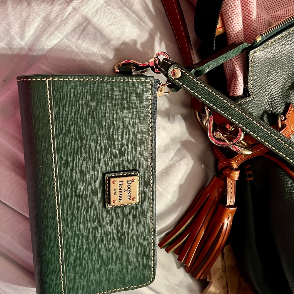 Dooney & Bourke Dark Green Saffiano Wallet with Tan Trim - Picture 2 of 5